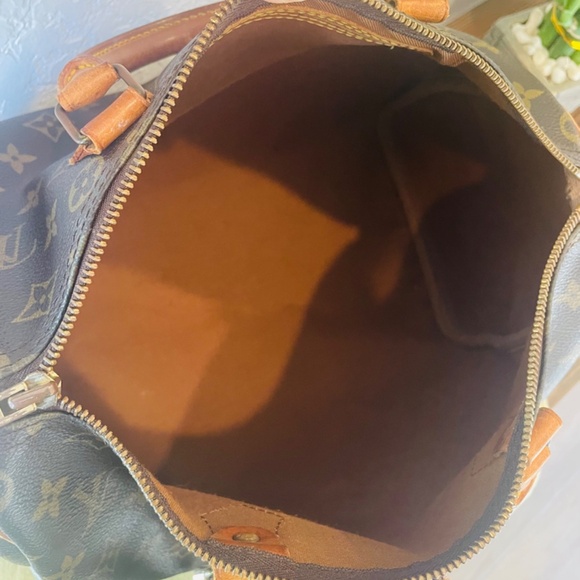 Louis Vuitton Monogram Vintage Speedy 30 w/ LV Lock & Key and Dust Bag - Picture 10 of 16